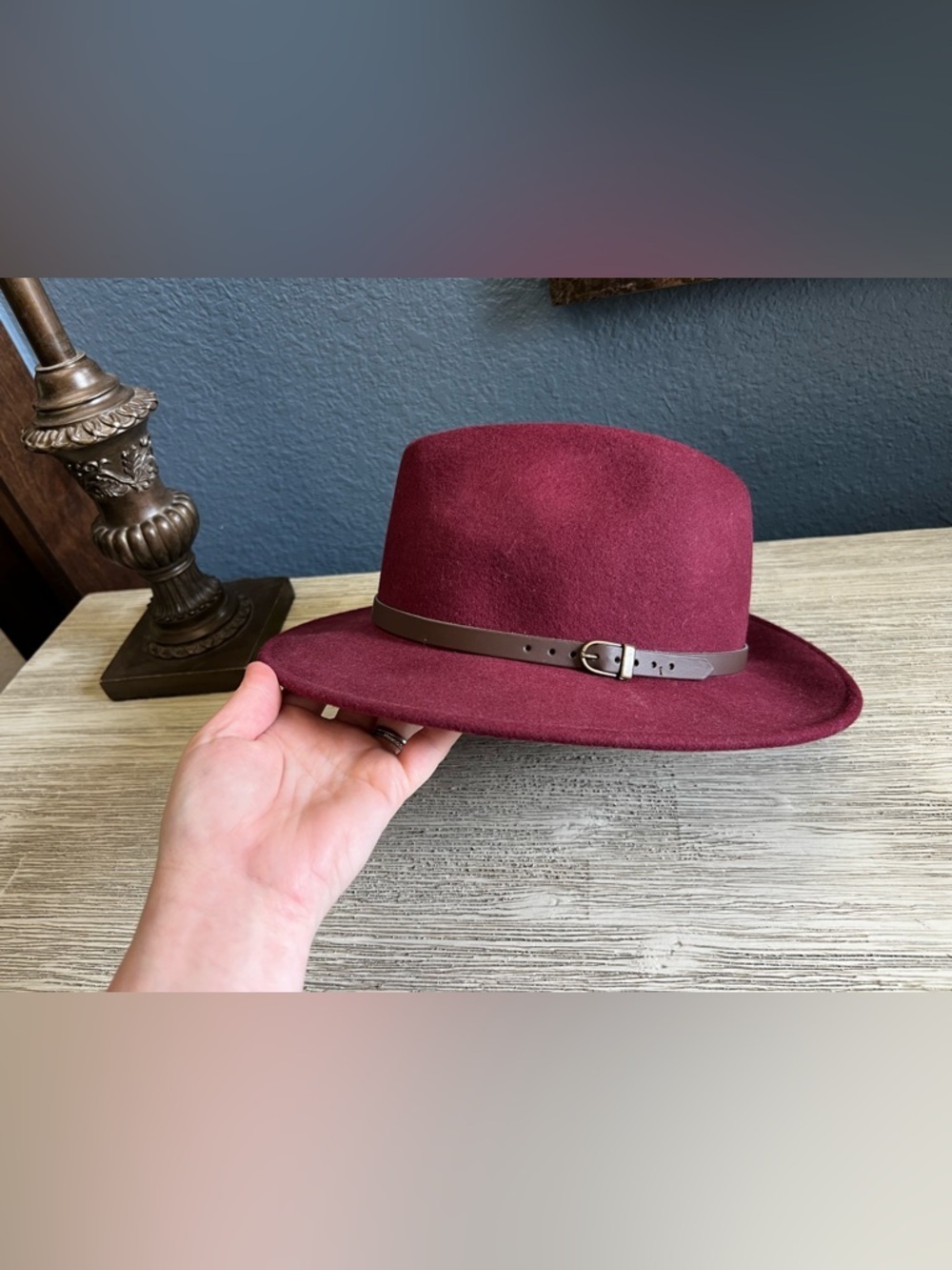 Gelso Bianco Women's Burgundy Wool Felt Fedora with Brown Leather Band